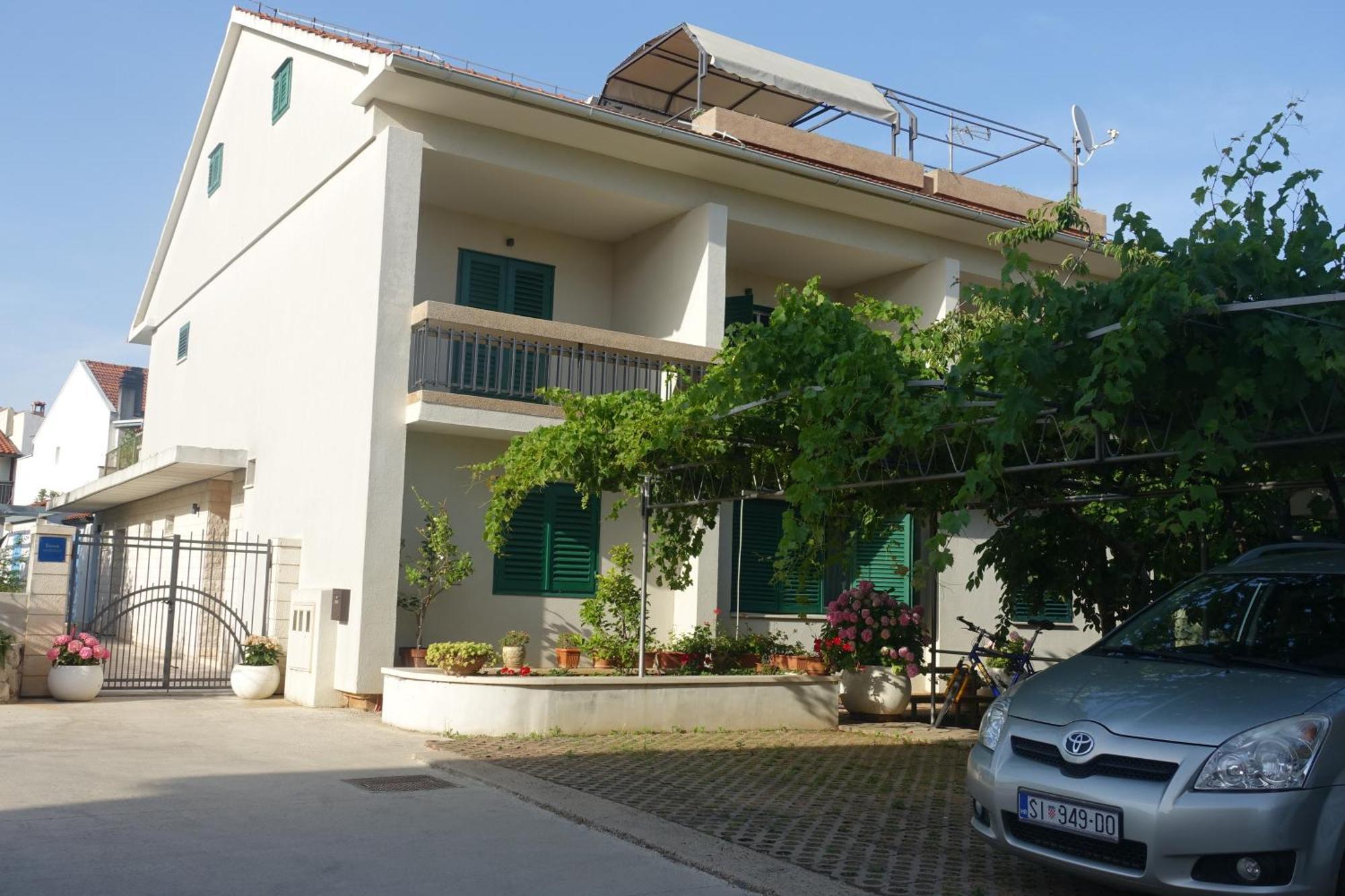 Apartment Tonka Водице Екстер'єр фото